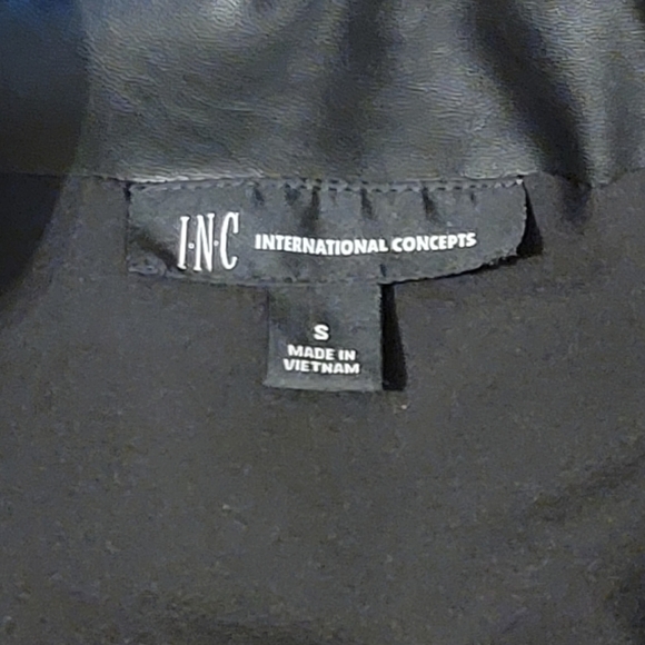 INC black faux leather mini skirt with sleek metallic buttons, size small, NWOT - Picture 6 of 7